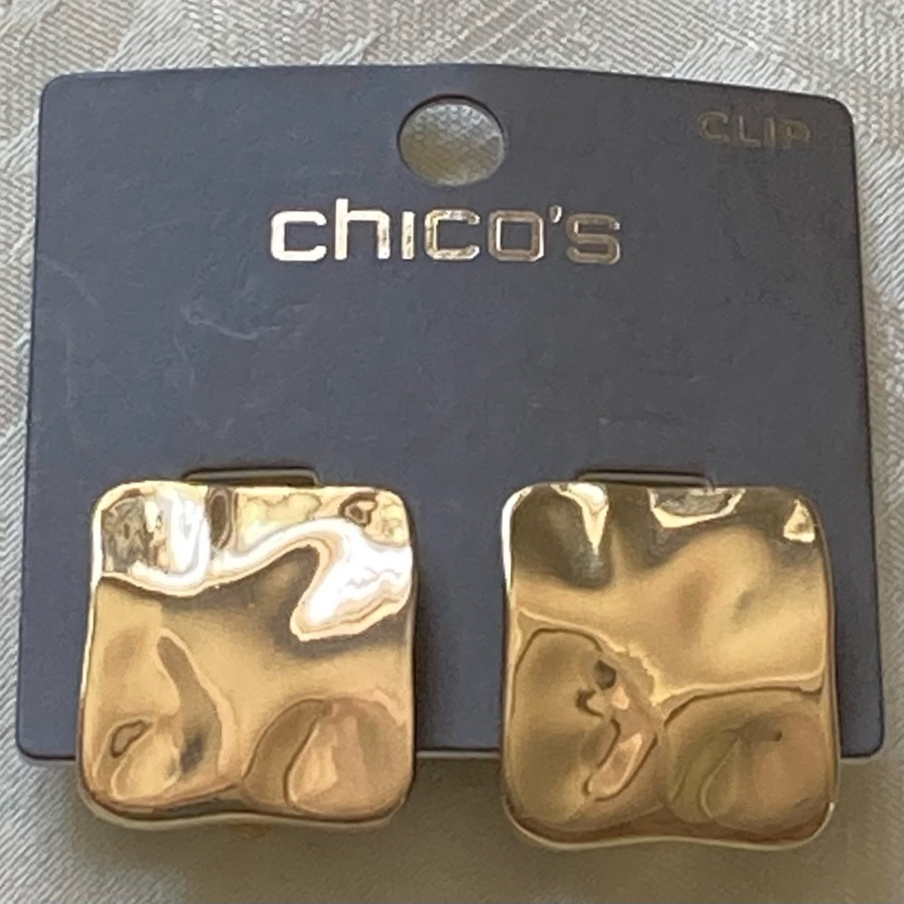 CHICO’S Square, Gold Tone, Clip-On Earrings NWT